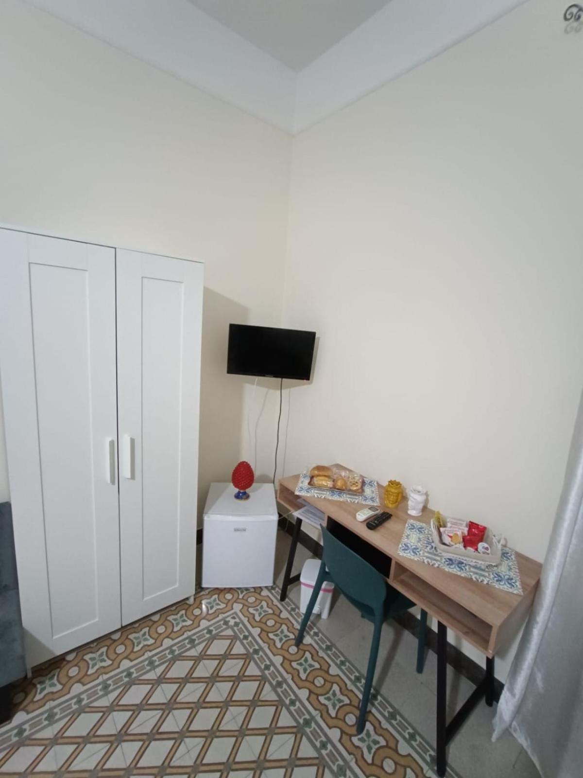 Room Sixty One Палермо Екстер'єр фото