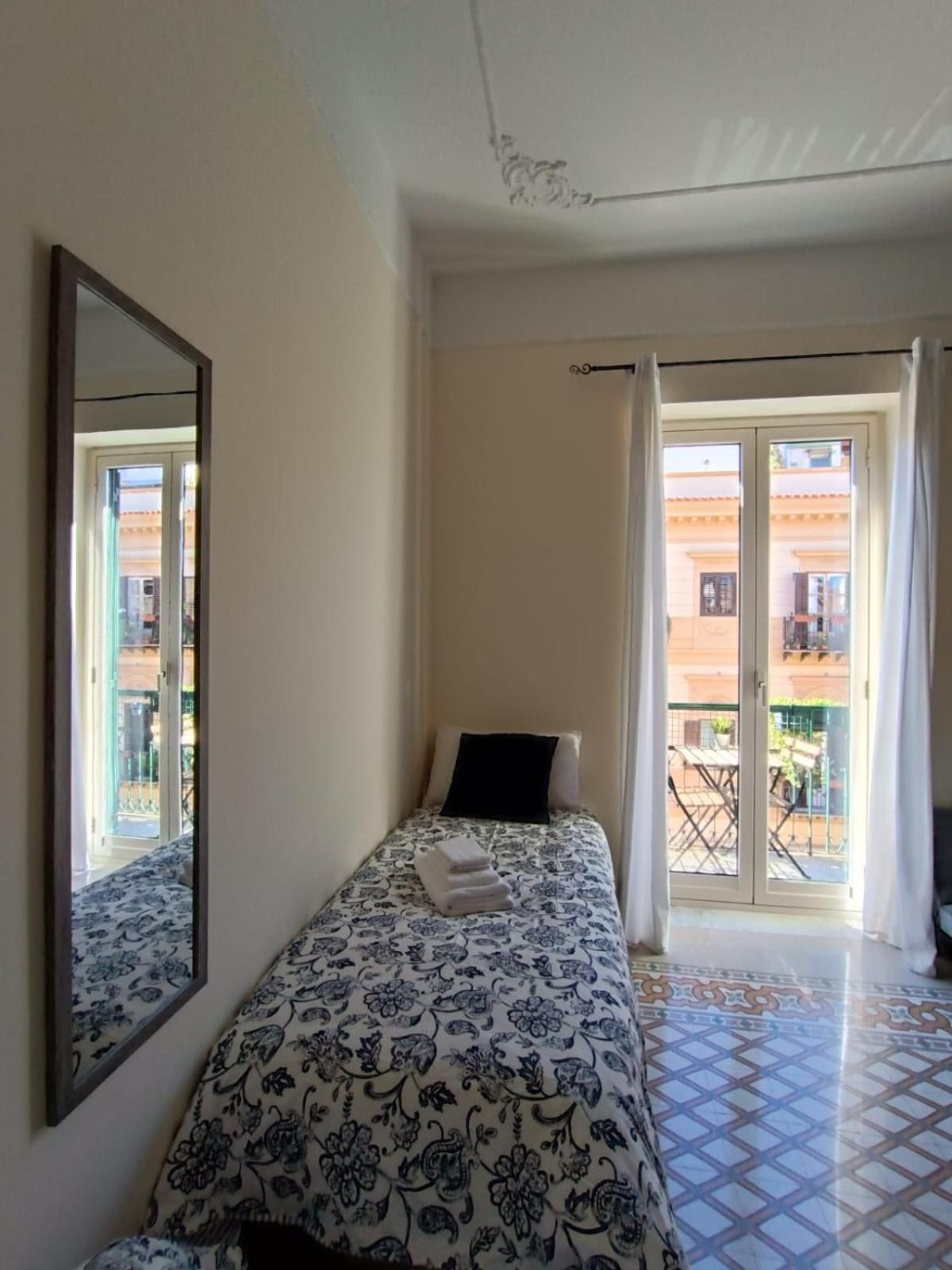Room Sixty One Палермо Екстер'єр фото