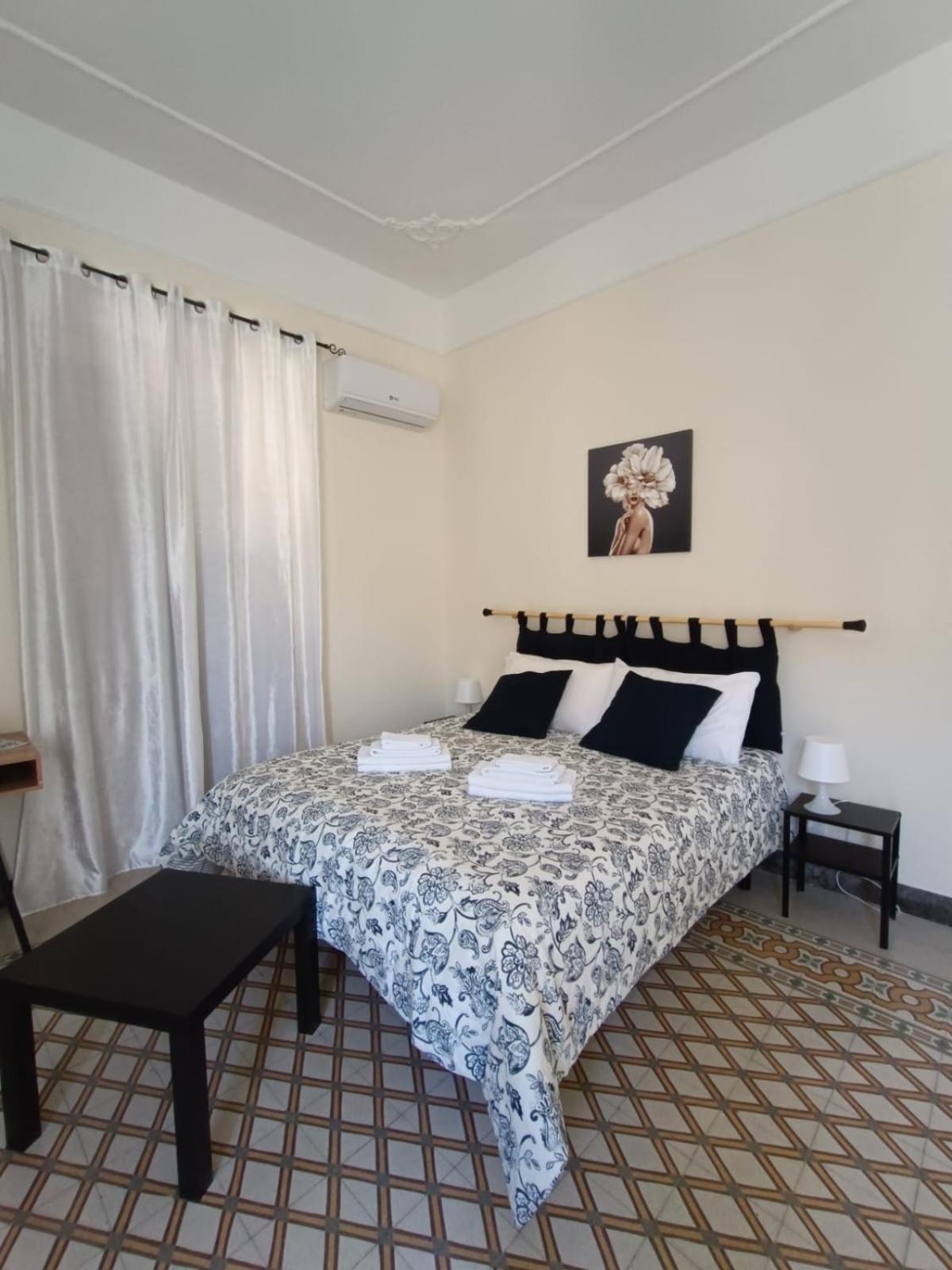 Room Sixty One Палермо Екстер'єр фото
